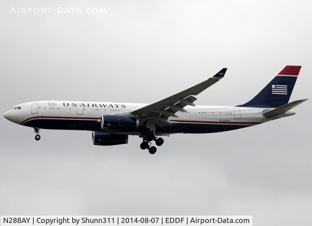 N288AY, 2013 Airbus A330-243 C/N 1441, Landing rwy 25L