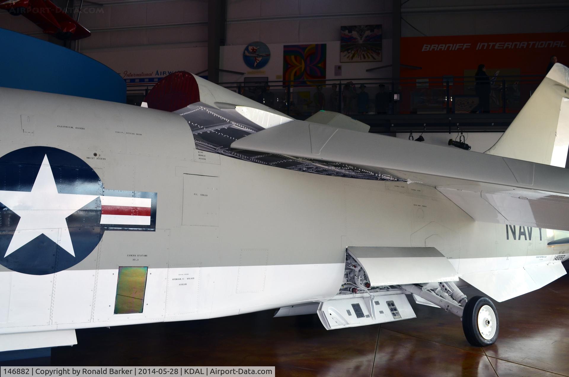 146882, Vought F8U-1P Crusader C/N Not found 146882, Frontiers of Flight Museum DAL