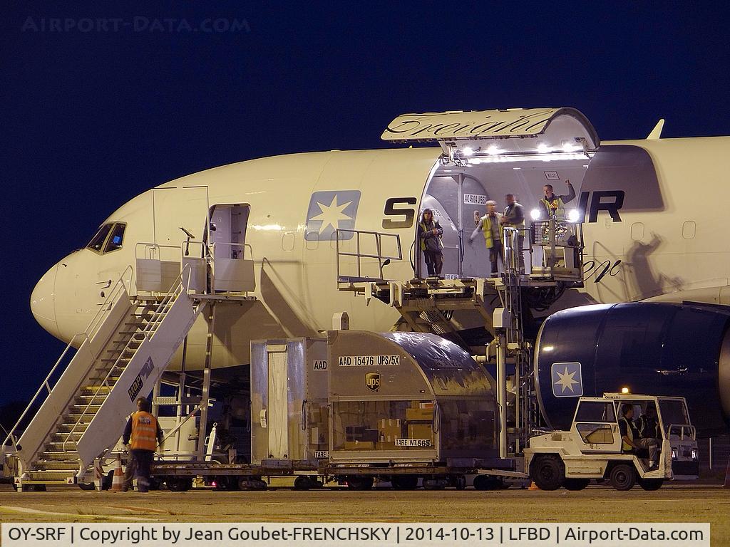 OY-SRF, 1986 Boeing 767-219 C/N 23327, Star Air parking Fox