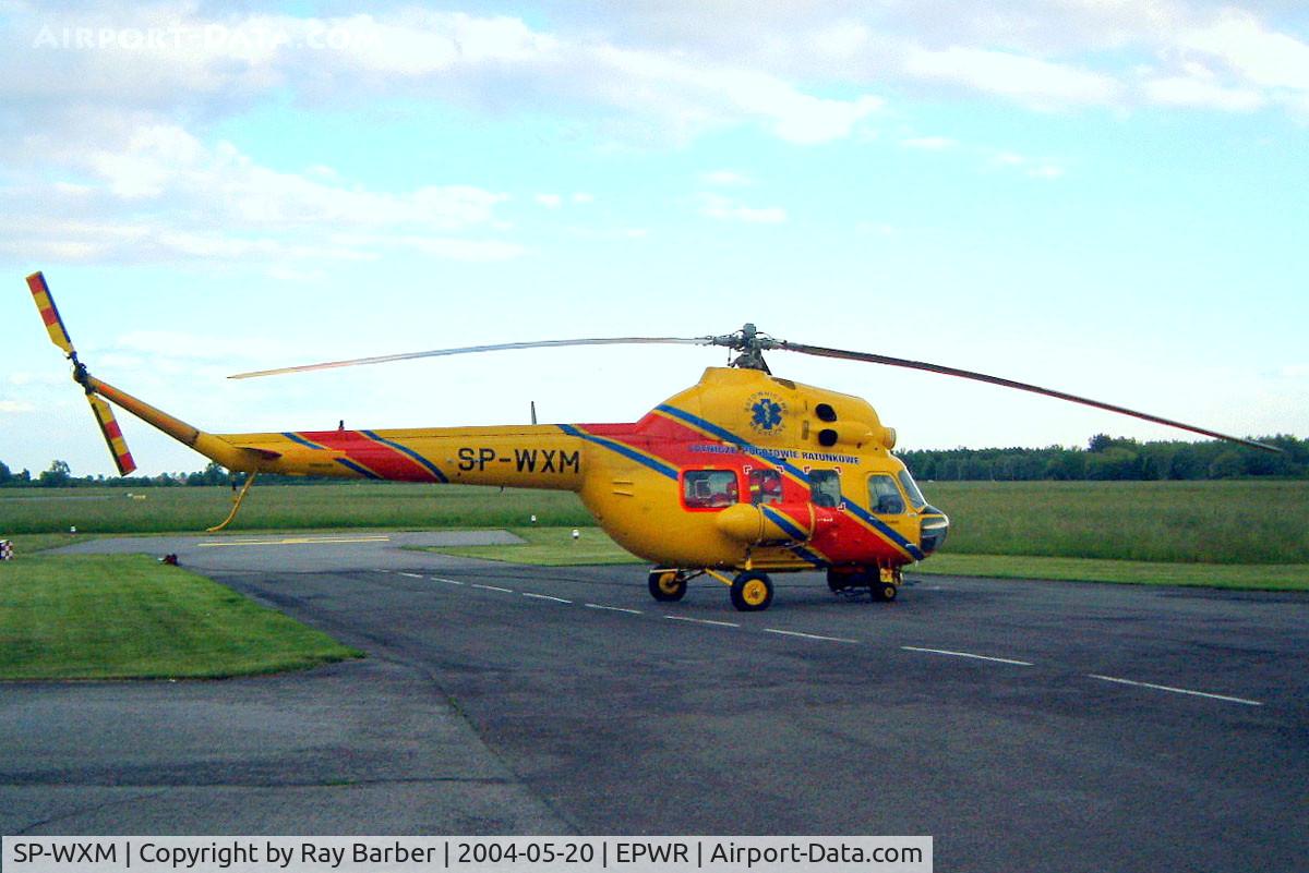 SP-WXM, 1975 Mil Mi-2 Hoplite C/N 513904015, Mil Mi-2+ Hoplite [513904015] (Lotnicze Pogotowie Ratunkowe-Polish Air Rescue) Wroclaw-Strachowice~SP 20/05/2004