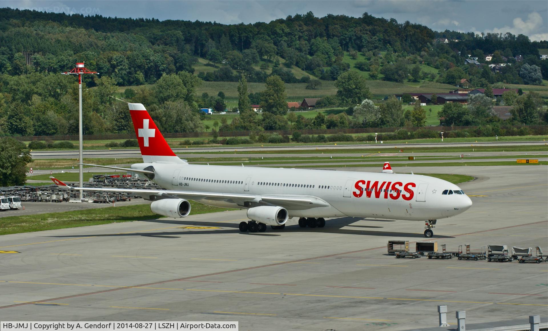 HB-JMJ, 1996 Airbus A340-313X C/N 150, Swiss, is here taxiing the last few feet to the gate at Zürich-Kloten(LSZH), after returning from Los Angeles(KLAX)