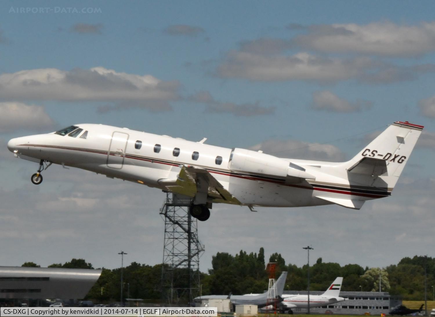 CS-DXG, 2005 Cessna 560XLS Citation Excel C/N 560-5595, Netjets departure.