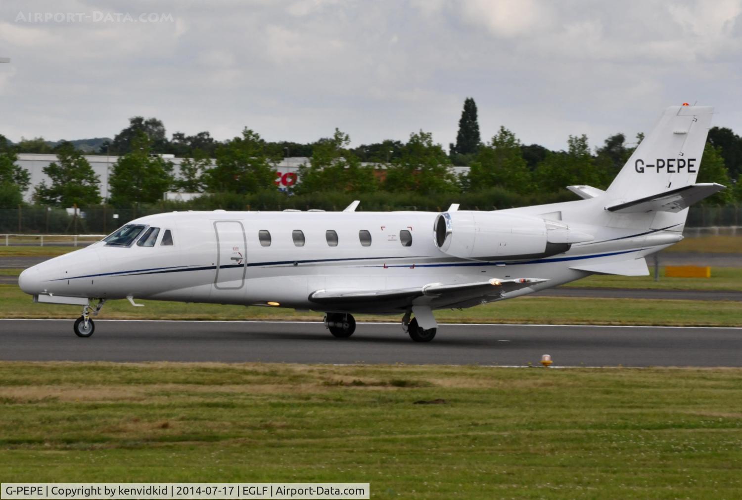 G-PEPE, 2000 Cessna 560 Citation Excel C/N 560-5265, Executive departure.