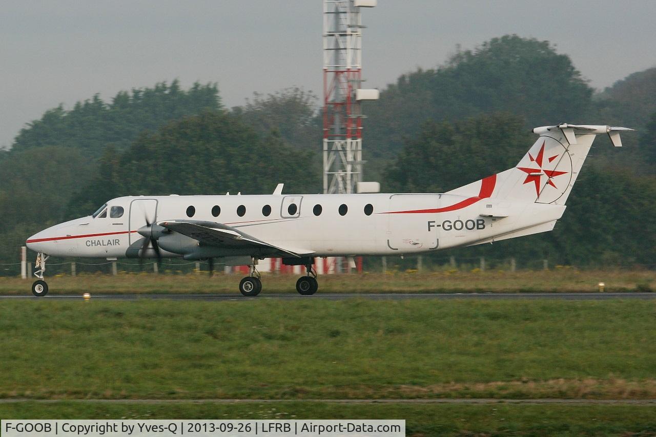 F-GOOB, 1991 Beech 1900C C/N UC-153, Beech 1900C, Take off rwy 25L, Brest-Bretagne Airport (LFRB-BES)