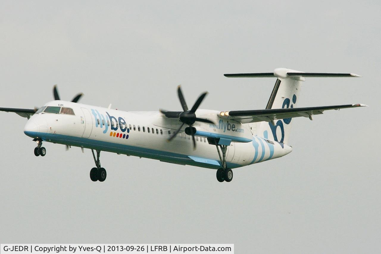 G-JEDR, 2003 De Havilland Canada DHC-8-402Q Dash 8 C/N 4087, De Havilland Canada DHC-8-402Q Dash 8, Short approach rwy 25L, Brest-Bretagne airport (LFRB-BES)
