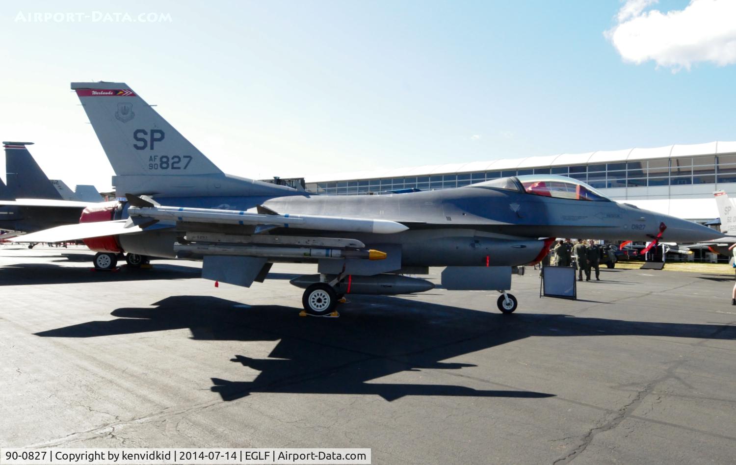 90-0827, 1990 General Dynamics F-16CM Fighting Falcon C/N CC-27, On static display at FIA 2014.