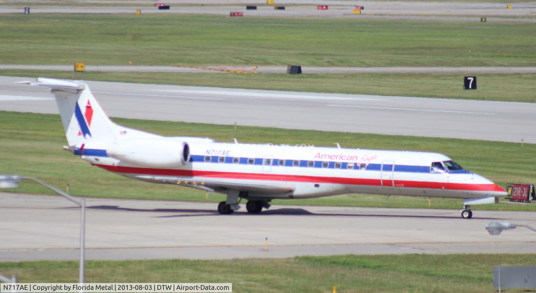 N717AE, 2000 Embraer ERJ-135LR (EMB-135LR) C/N 145272, Eagle