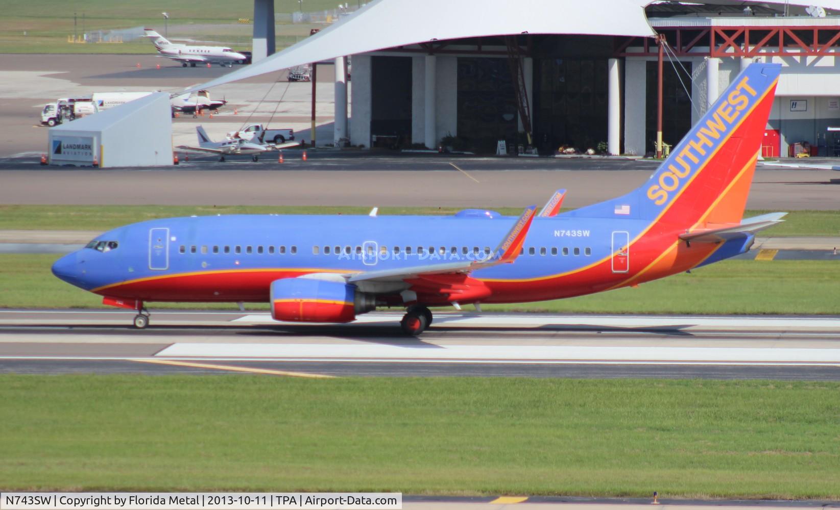 N743SW, 1998 Boeing 737-7H4 C/N 29279, Southwest