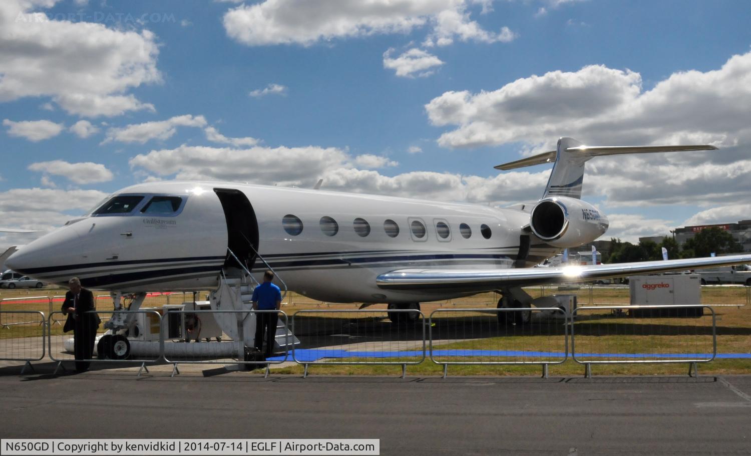 N650GD, 2010 Gulfstream Aerospace G650 (G-VI) C/N 6004, On static display at FIA 2014.