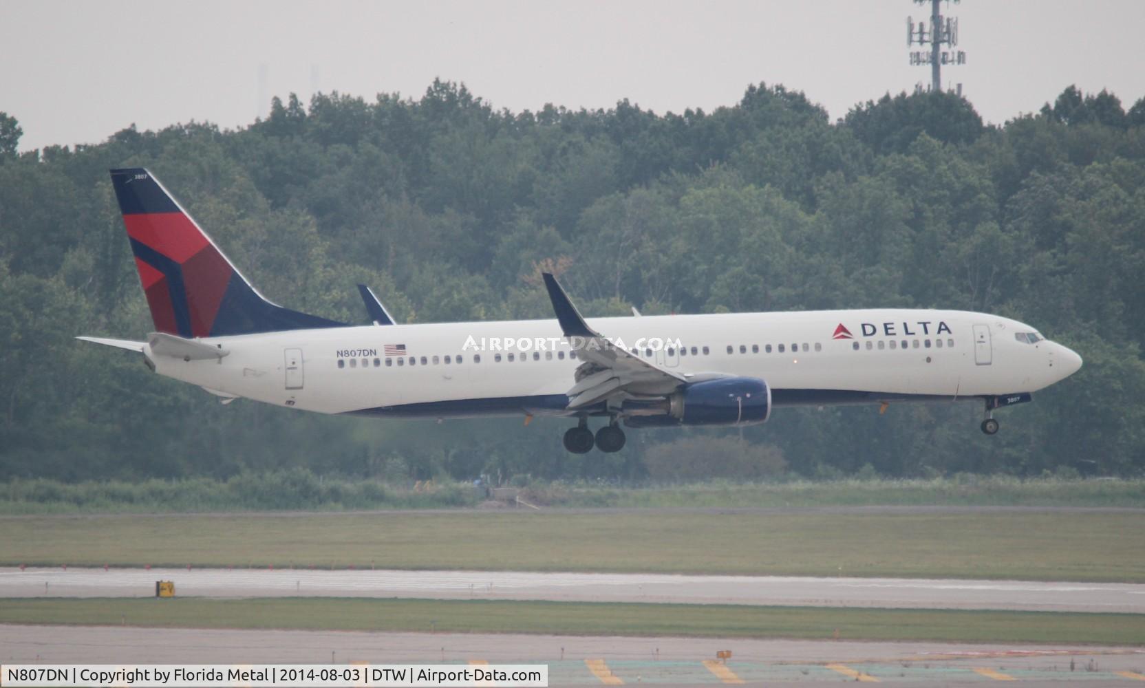 N807DN, 2013 Boeing 737-932/ER C/N 31921, Delta 737-900