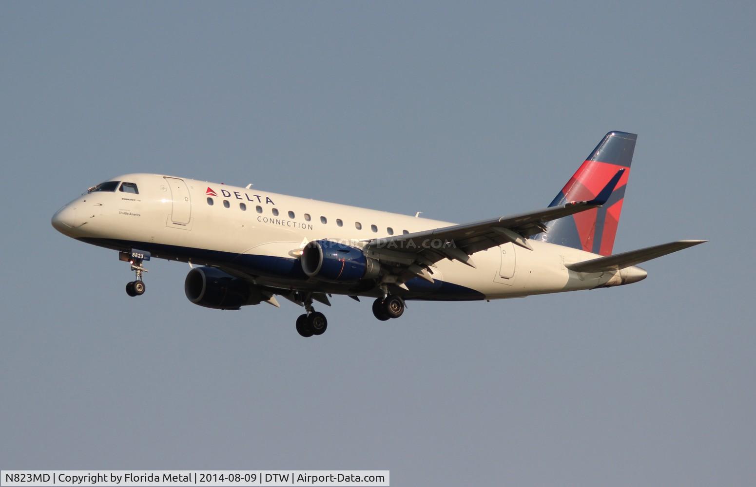 N823MD, 2005 Embraer 170SU (ERJ-170-100SU) C/N 17000044, Delta E170