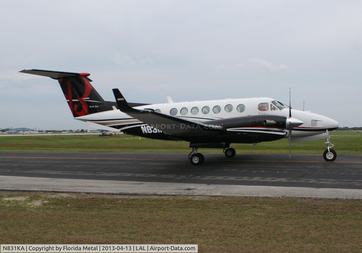 N831KA, 2013 Beechcraft B300 King Air 350 C/N FL-831, King Air 350