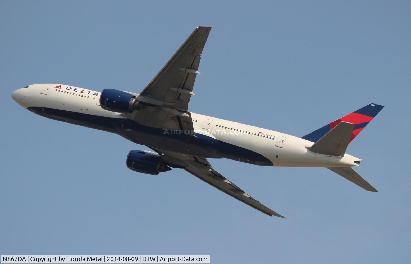 N867DA, 2002 Boeing 777-232 C/N 29743, Delta