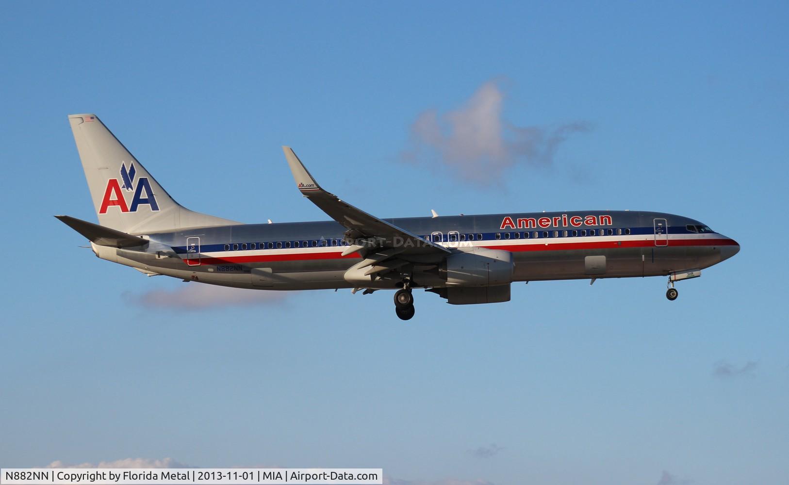 N882NN, 2011 Boeing 737-823 C/N 33221, American