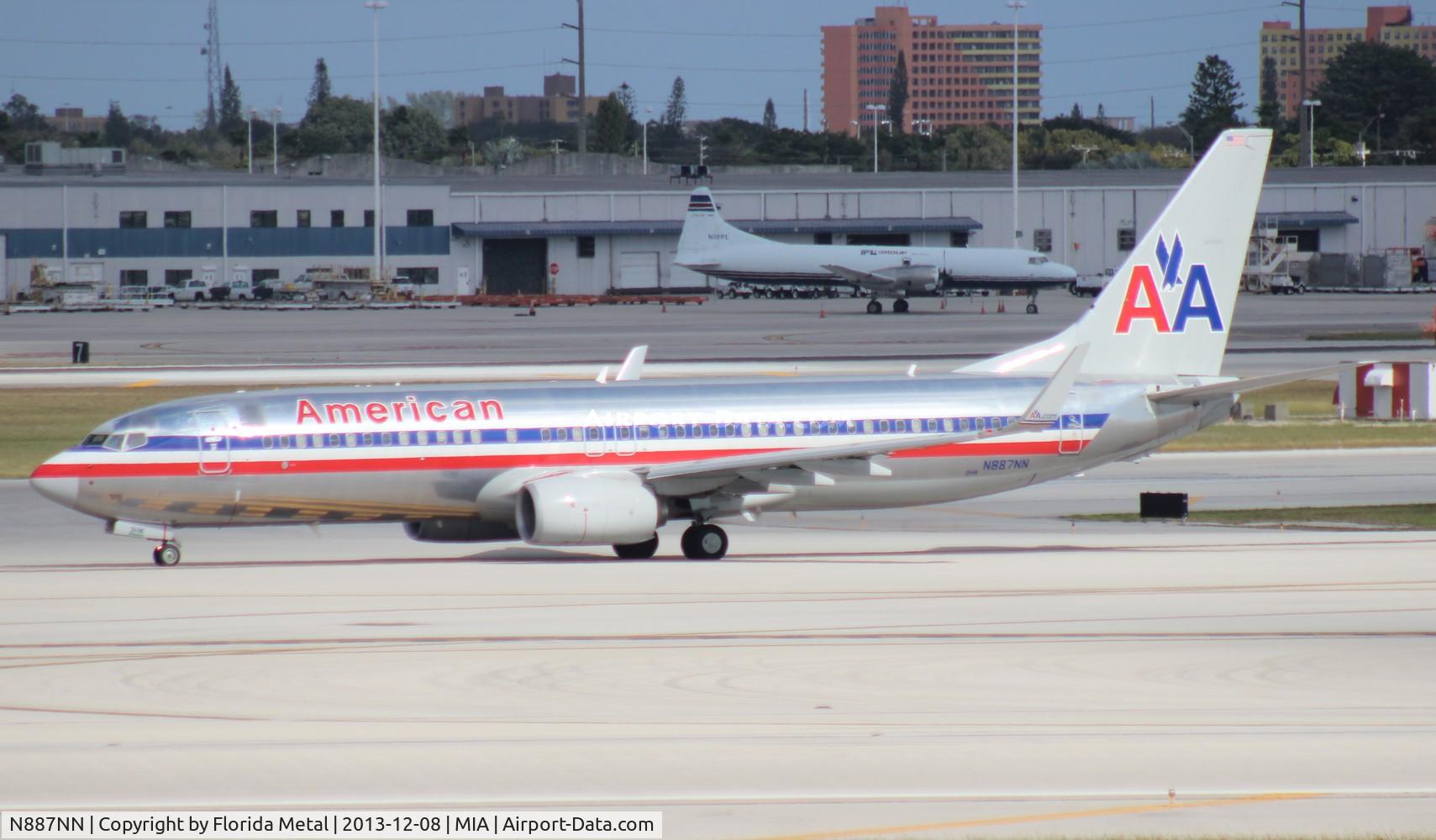 N887NN, 2012 Boeing 737-823 C/N 31141, American