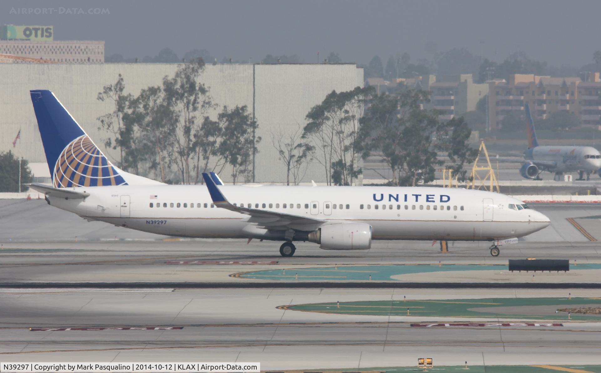 N39297, 2005 Boeing 737-824 C/N 34003, Boeing 737-800