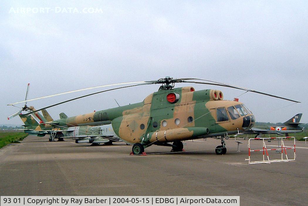 93 01, Mil Mi-8T C/N 031233, Mil Mi-8T Hip [031233] German Air Force) Berlin-Gatow~D 15/05/2004