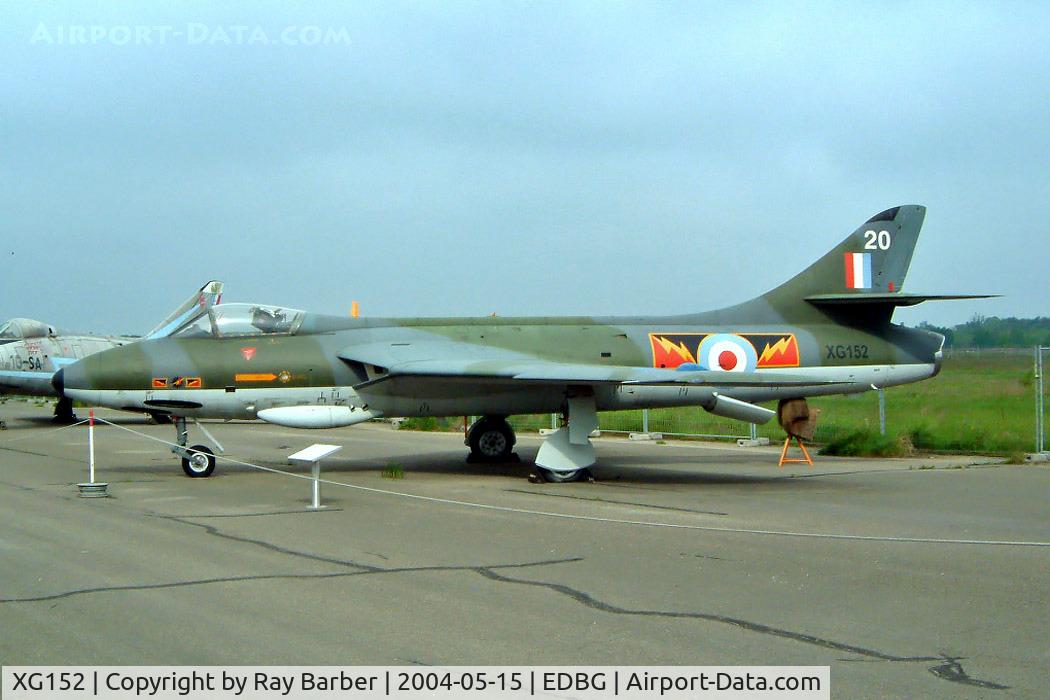XG152, 1956 Hawker Hunter F.6 C/N S4/U/3385, Hawker Hunter F.6A [S4/U/3385] (Royal Air Force)  Berlin-Gatow~D 15/05/2004
