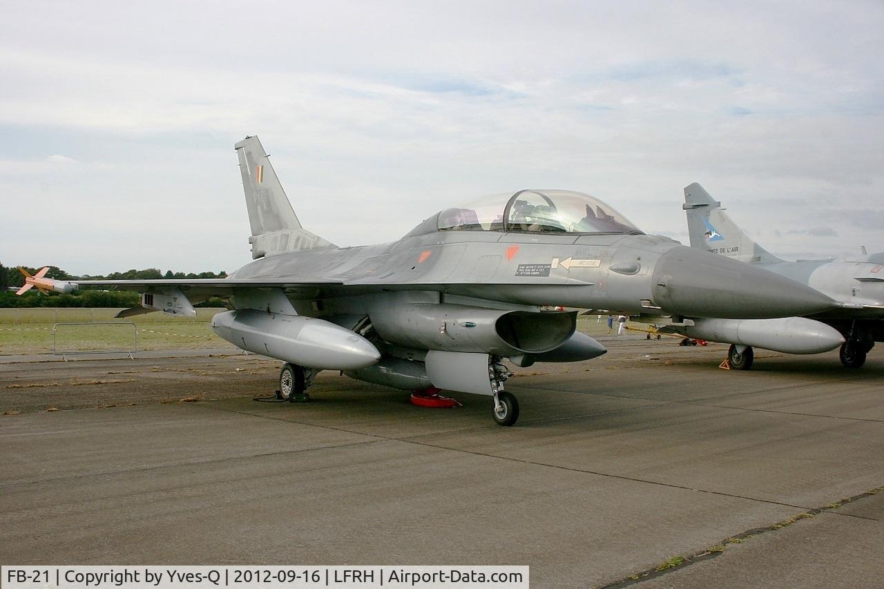 FB-21, General Dynamics F-16B Fighting Falcon C/N 6J-21, Belgian Air Force General Dynamics F-16BM Falcon, Static display, Lann Bihoué Naval Air Base (LFRH-LRT) Open day 2012