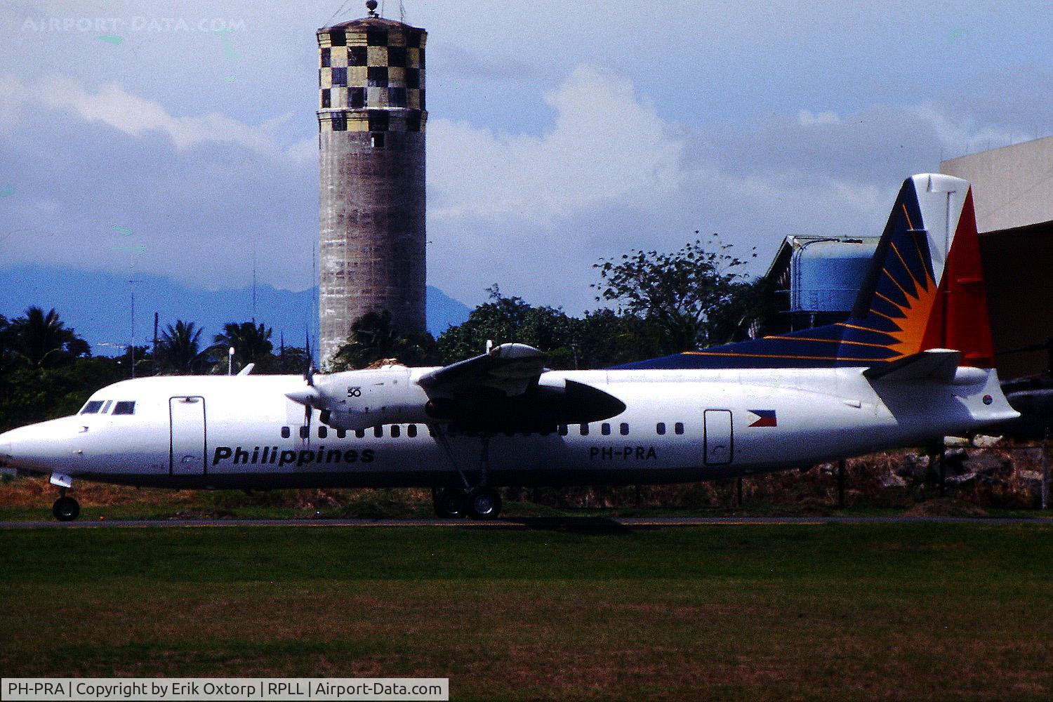 PH-PRA, 1988 Fokker 50 C/N 20128, PH-PRA in MNL 2003-07