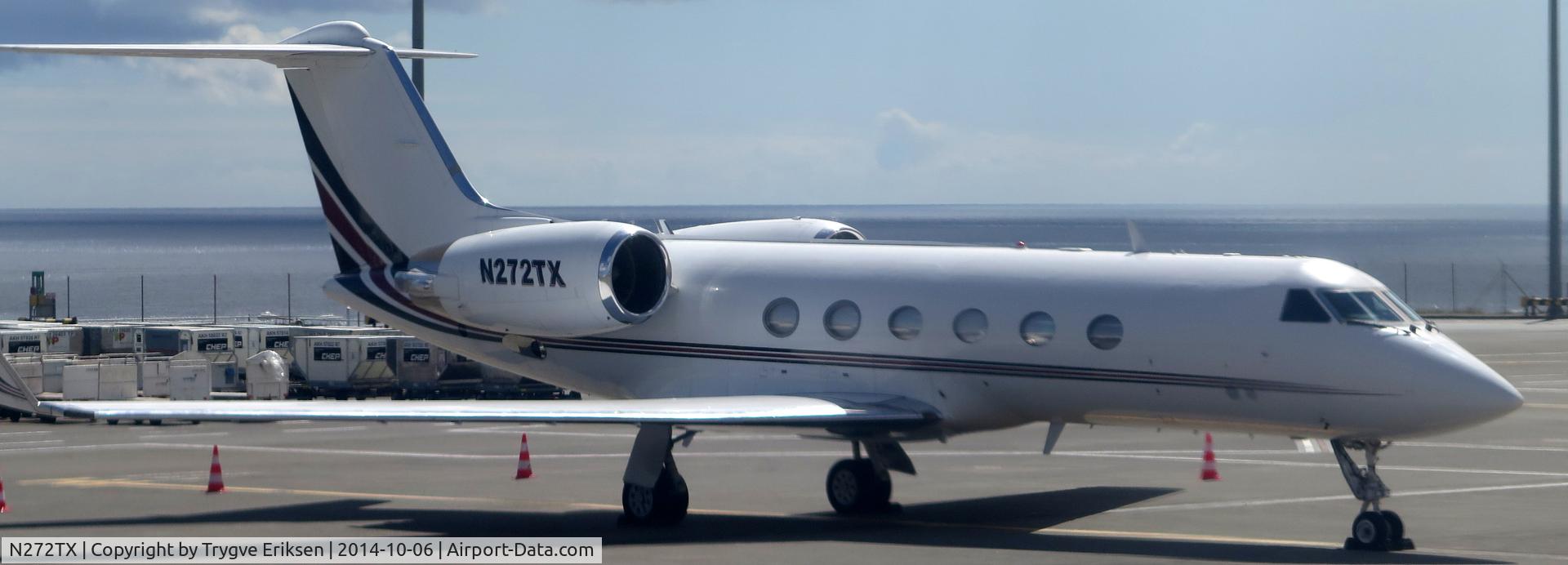 N272TX, 1997 Gulfstream Aerospace G-IV C/N 1322, Captured at Funchal airport, Madeira, Portugal