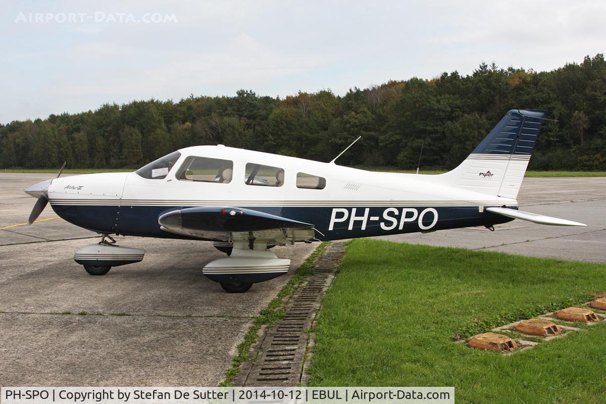 PH-SPO, 2001 Piper PA-28-181 Archer III C/N 2843443, Parked at Aeroclub Brugge.