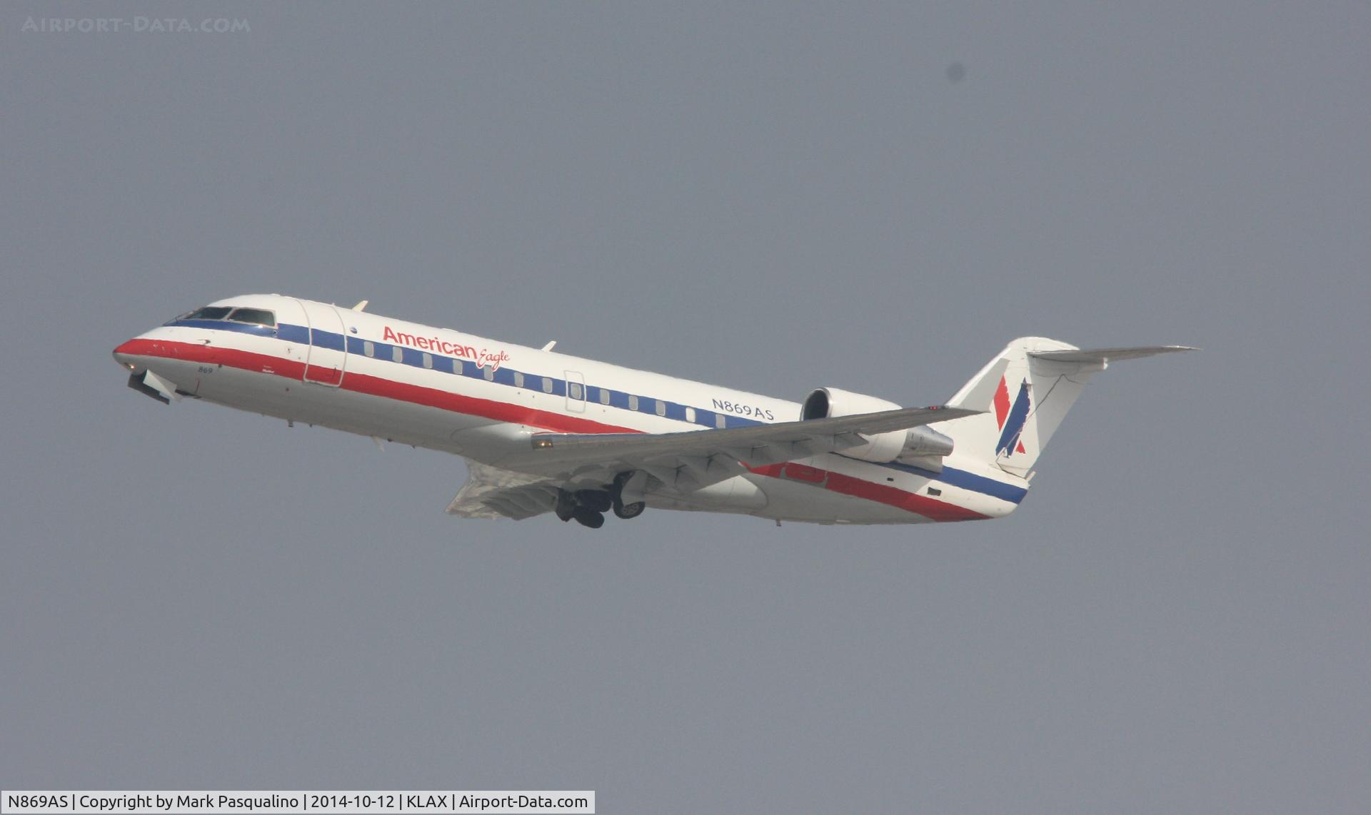 N869AS, 2001 Bombardier CRJ-200ER (CL-600-2B19) C/N 7479, CL-600-2C10