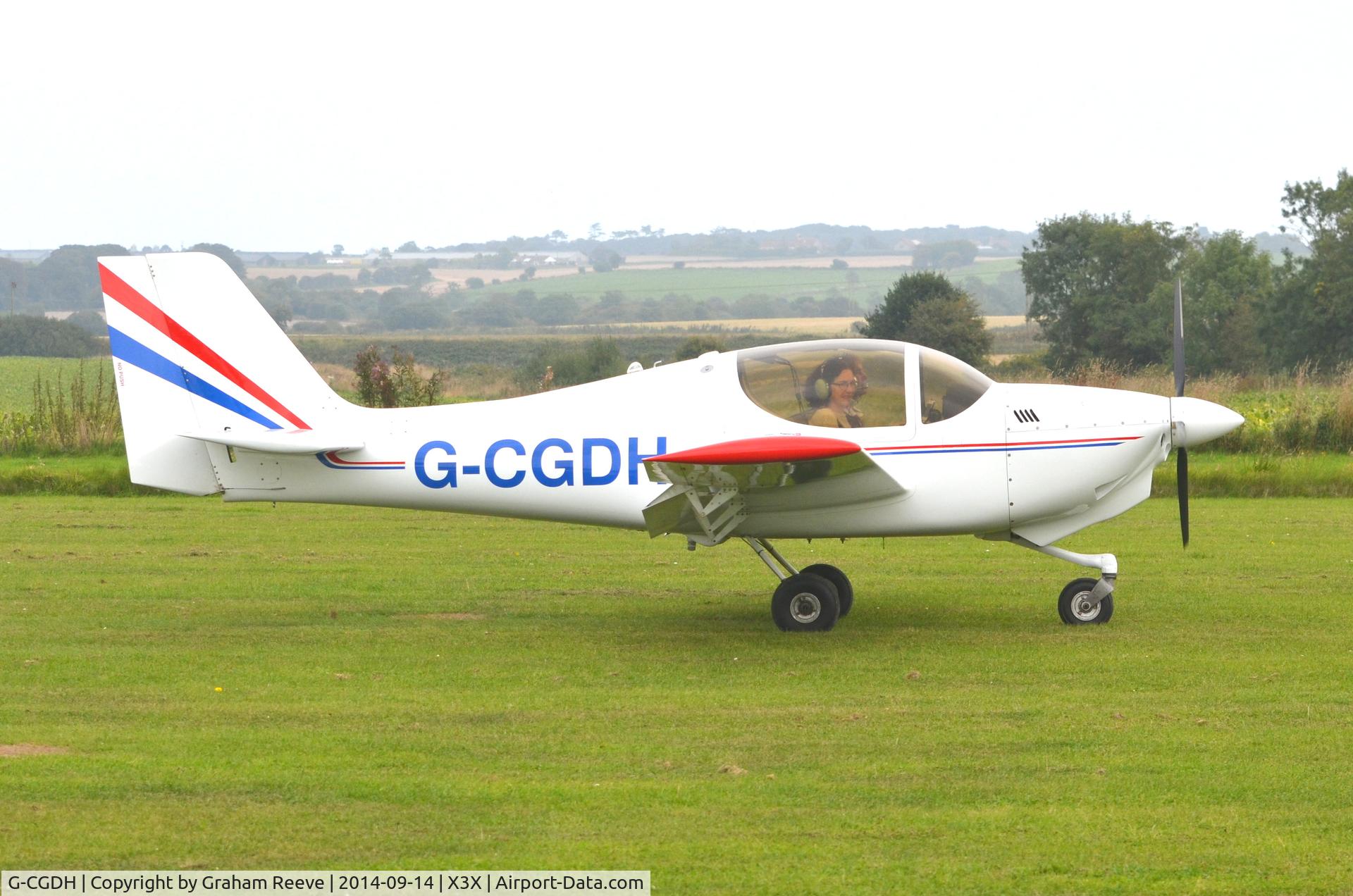 G-CGDH, 2004 Europa XS Tri-Gear C/N PFA 247-13746, Just landed at Northreeps.