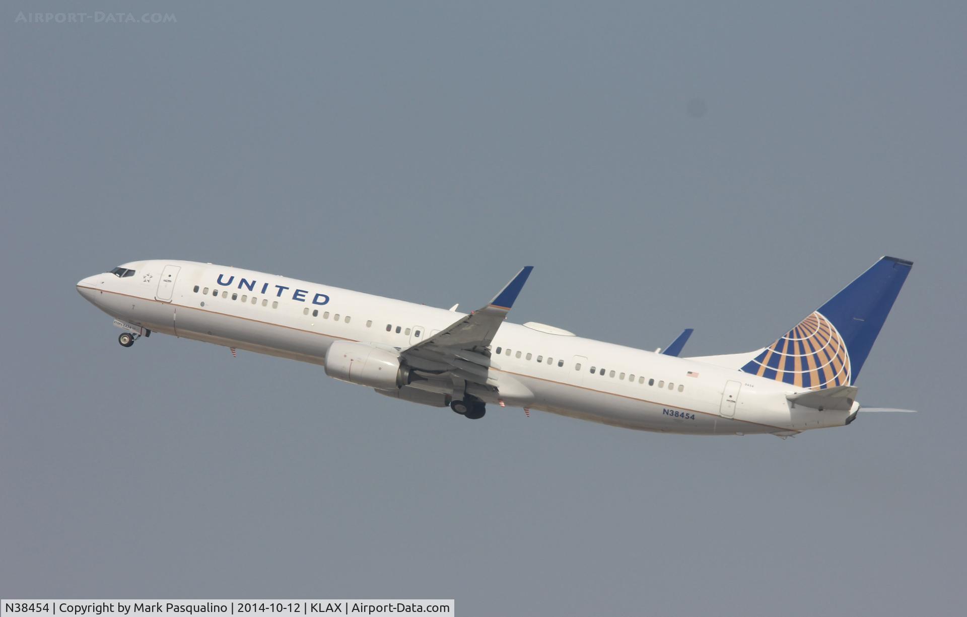 N38454, 2012 Boeing 737-924/ER C/N 31640, Boeing 737-900ER