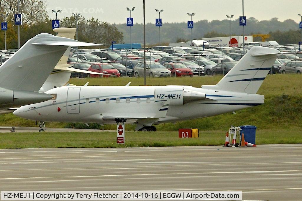 HZ-MEJ1, Canadair Challenger 604 (CL-600-2B16) C/N 5320, Canadair CL-600-2B16, c/n: 5320 at Luton