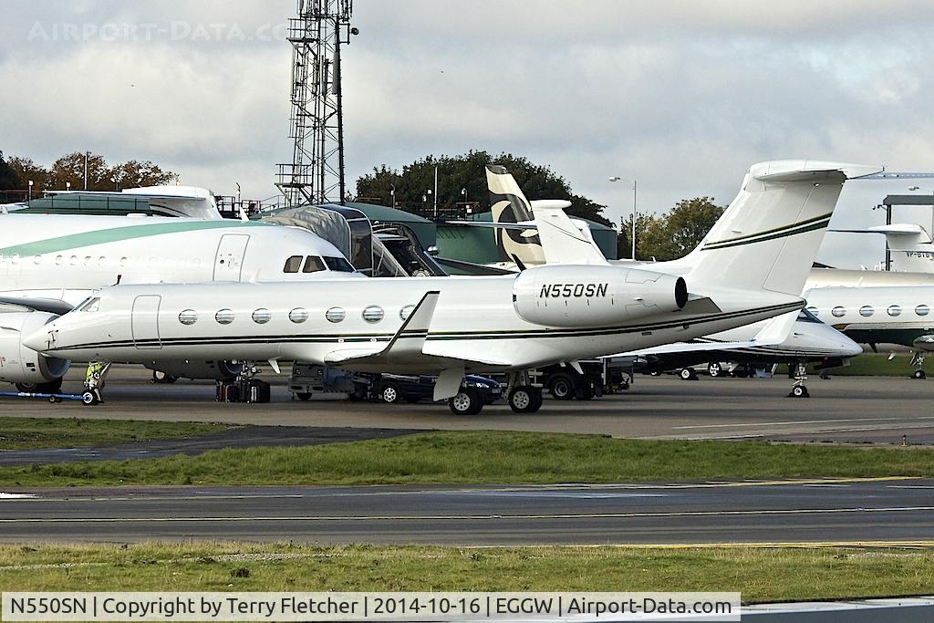 N550SN, 2008 Gulfstream Aerospace GV-SP (G550) C/N 5195, 2008 Gulfstream Aerospace GV-SP (G550), c/n: 5195 at Luton