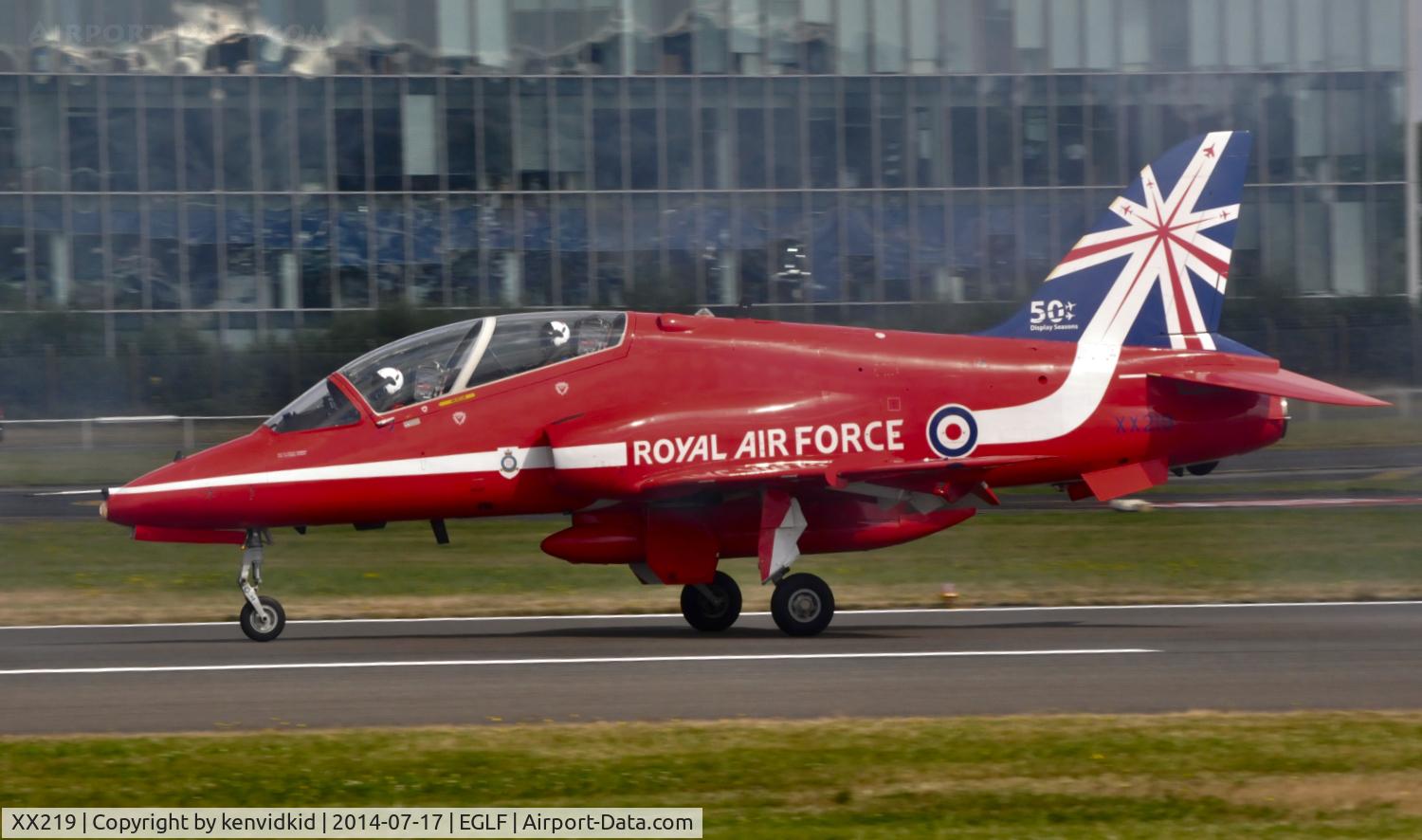 XX219, 1978 Hawker Siddeley Hawk T.1A C/N 055/312055, Arriving at Farnborough from Fairford.