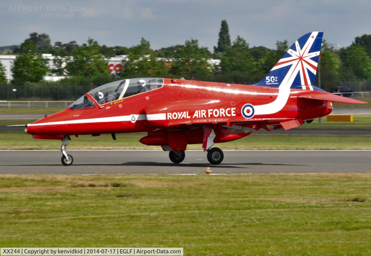 XX244, 1978 Hawker Siddeley Hawk T.1 C/N 080/312080, Arriving at Farnborough from Fairford.