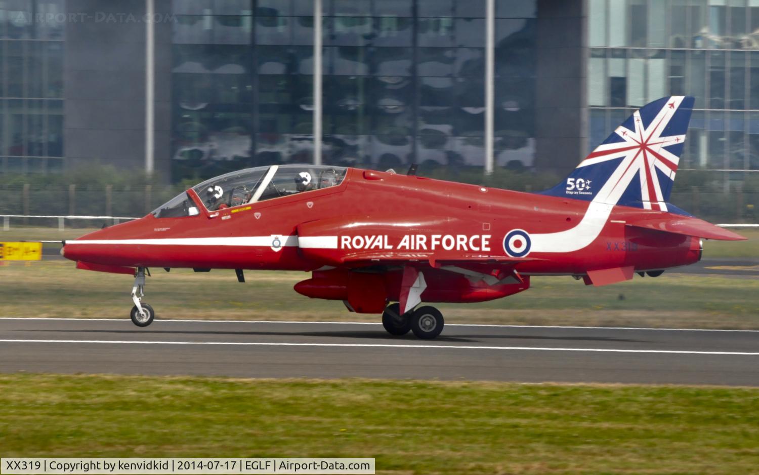 XX319, 1980 Hawker Siddeley Hawk T.1A C/N 162/312144, Arriving at Farnborough from Fairford.