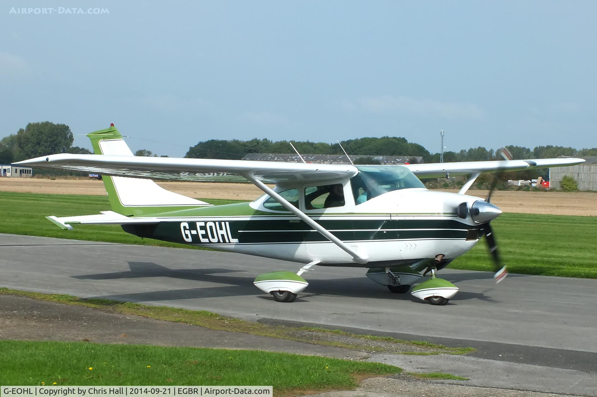 G-EOHL, 1968 Cessna 182L Skylane C/N 182-59279, at Breighton's Heli Fly-in, 2014