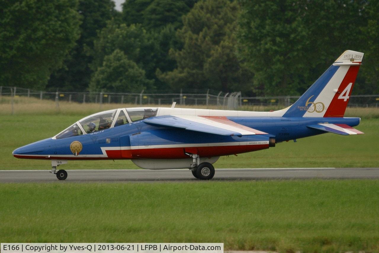 E166, Dassault-Dornier Alpha Jet E C/N E166, Dassault-Dornier Alpha Jet E (F-UHRW), Athos 04 of Patrouille De France 2013, Paris-Le Bourget (LFPB-LBG) Air Show 2013