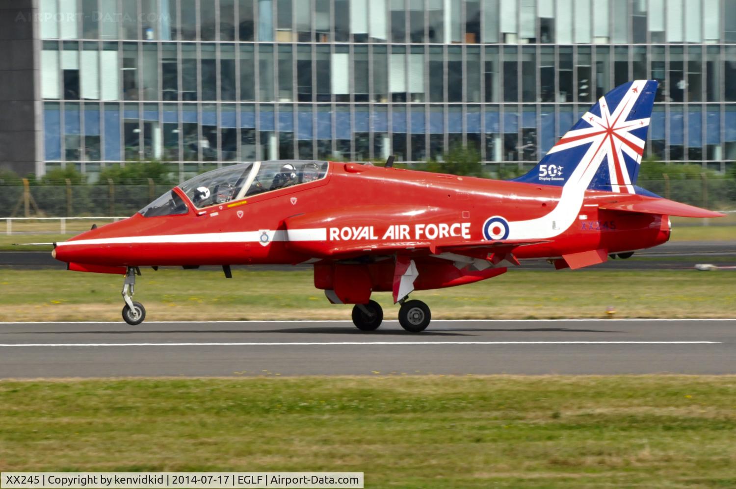 XX245, 1978 Hawker Siddeley Hawk T.1 C/N 081/312081, Arriving at Farnborough from Fairford.