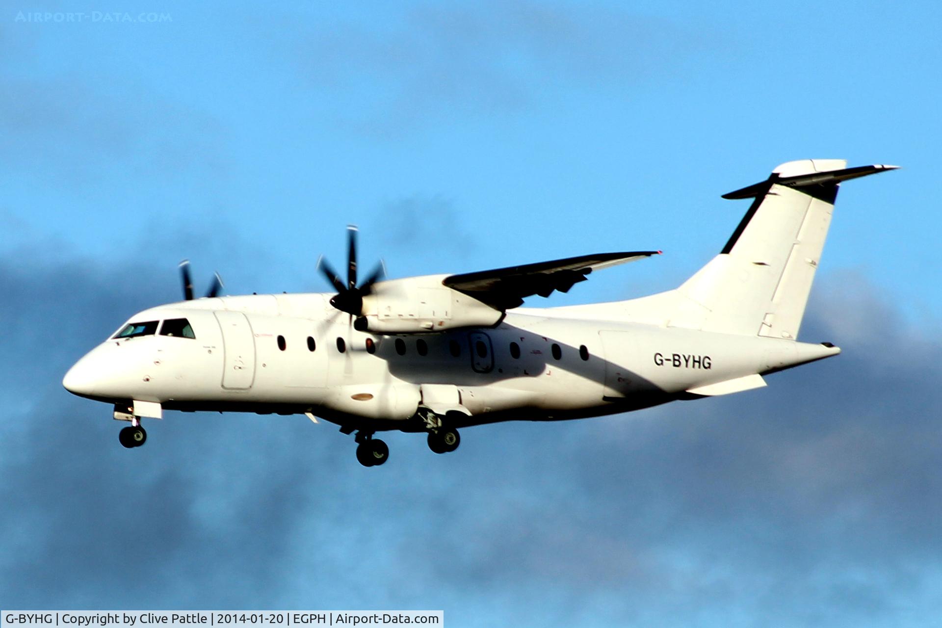 G-BYHG, 1998 Dornier 328-100 C/N 3098, Unmarked Loganair/Flybe Dornier on short finals to Edinburgh EGPH