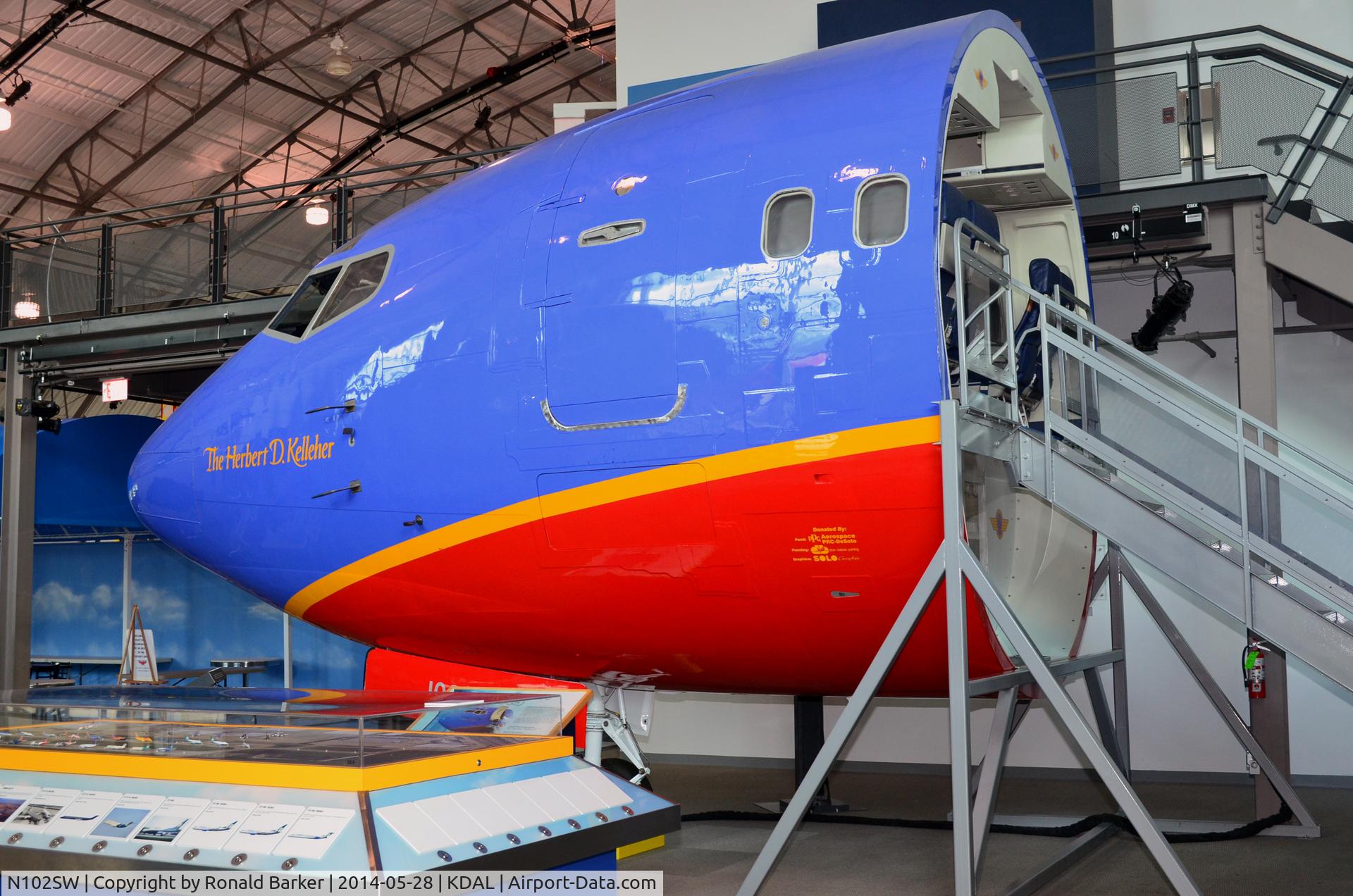 N102SW, 1984 Boeing 737-2H4 C/N 23108, Nose section  Frontiers of Flight Museum DAL