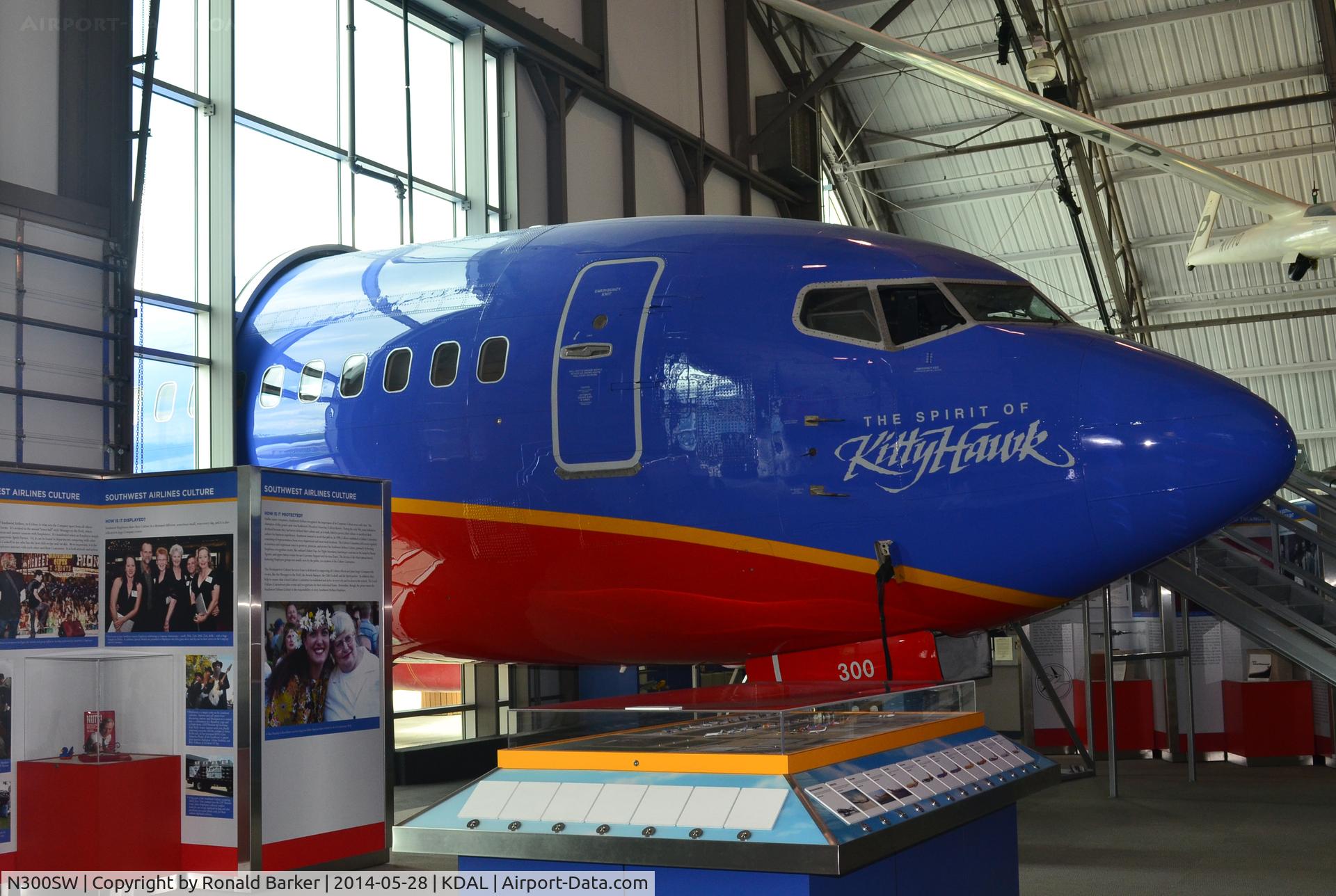 N300SW, 1984 Boeing 737-3H4 C/N 22940, Frontiers of Flight Museum DAL
