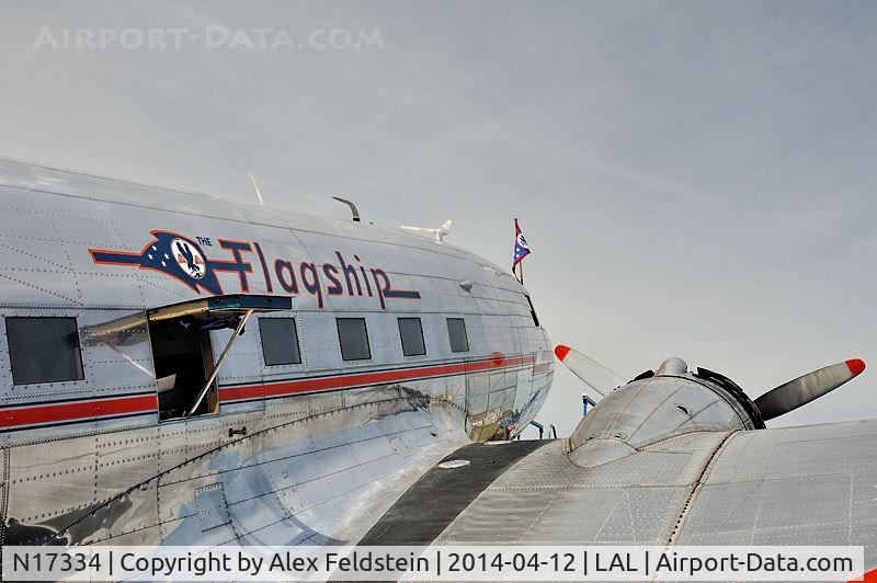 N17334, 1937 Douglas DC-3-178 C/N 1920, Sun-N-Fun