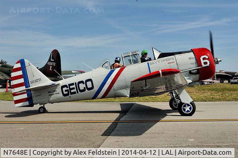 N7648E, 1942 North American SNJ-3 Texan C/N 78-6987, Sun-N-Fun