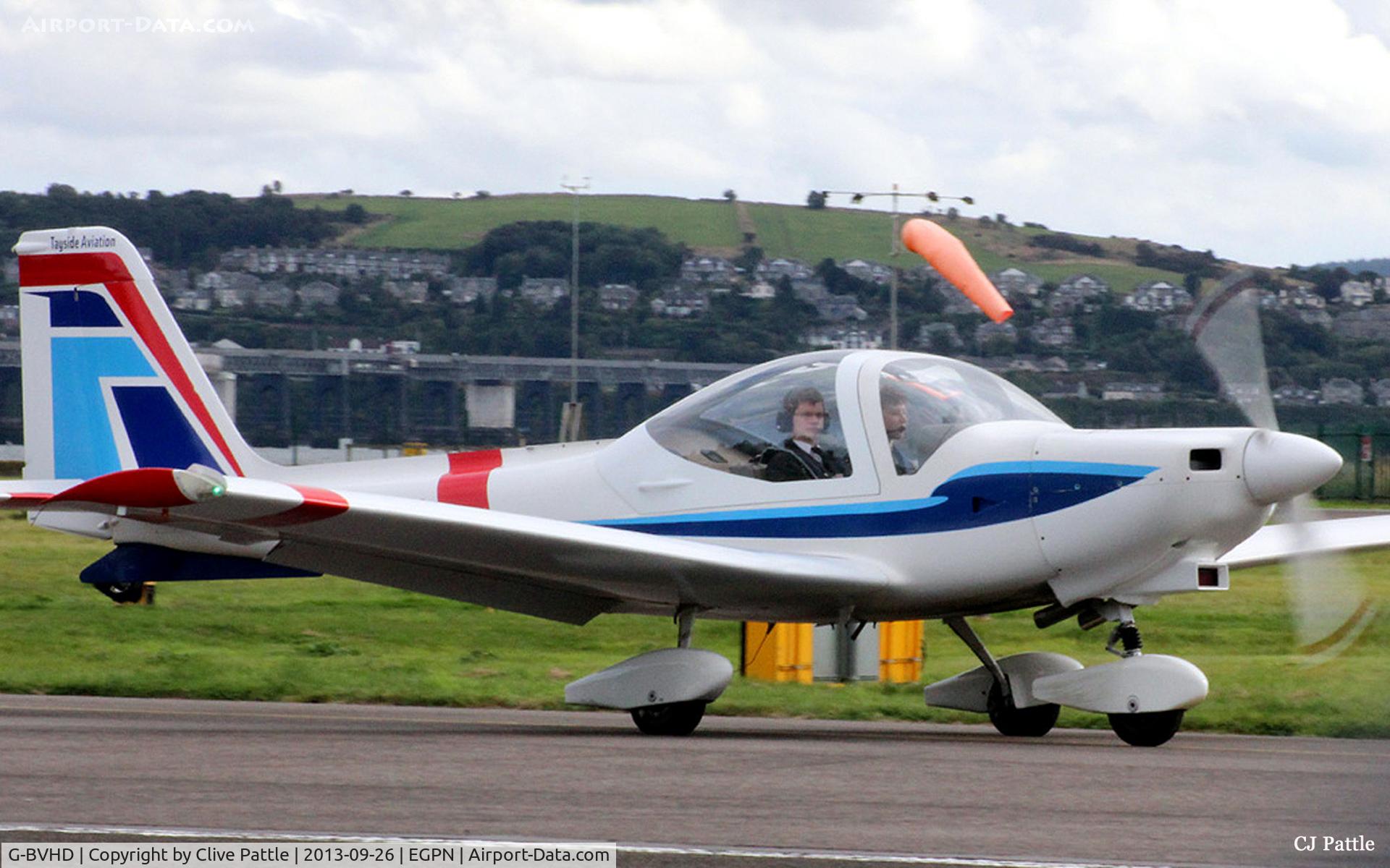 G-BVHD, 1994 Grob G-115D-2 C/N 82006, Tayside Aviation's Heron 'HD taxy for take off at Dundee