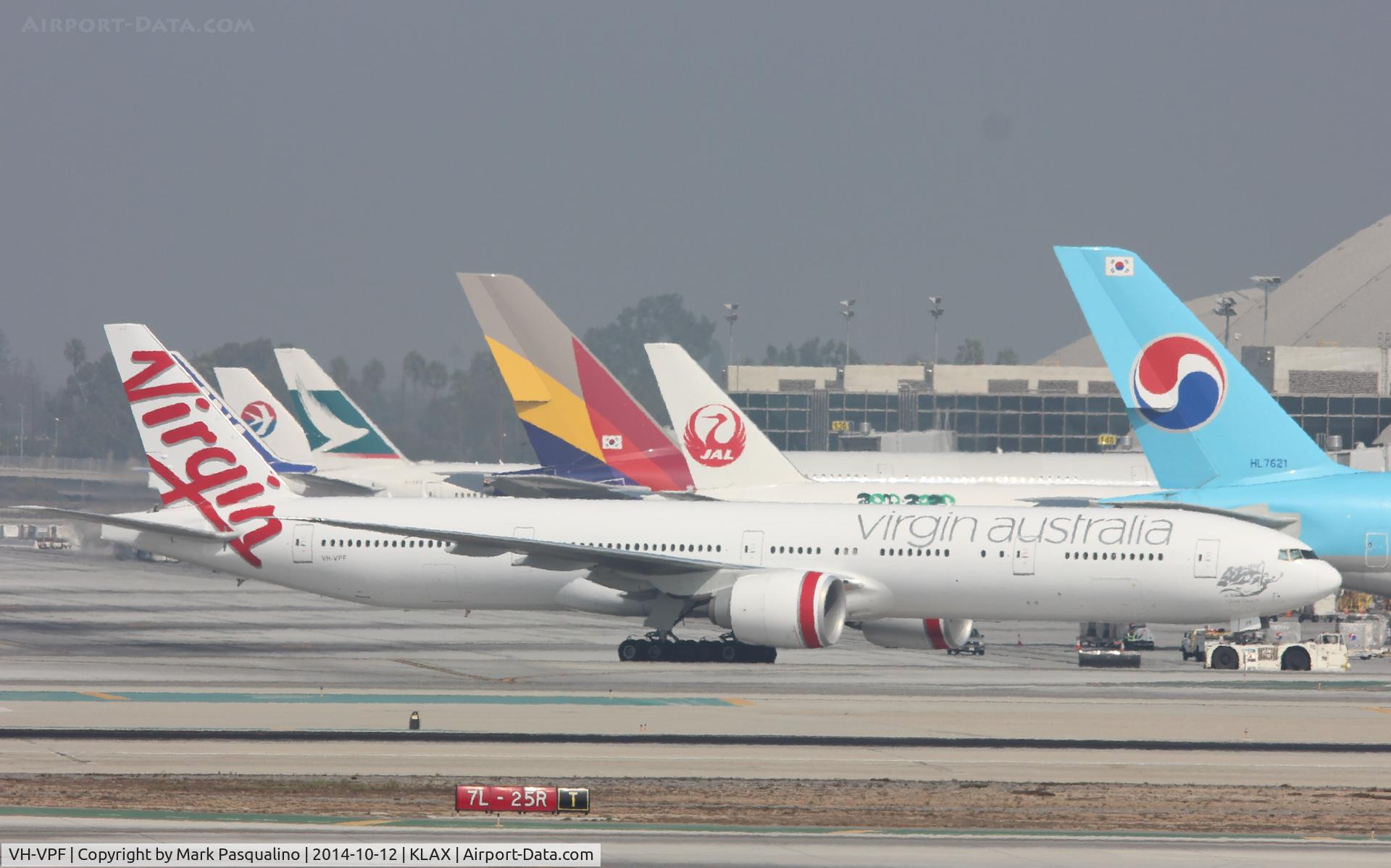 VH-VPF, 2009 Boeing 777-3ZG/ER C/N 37940, Boeing 777-300ER