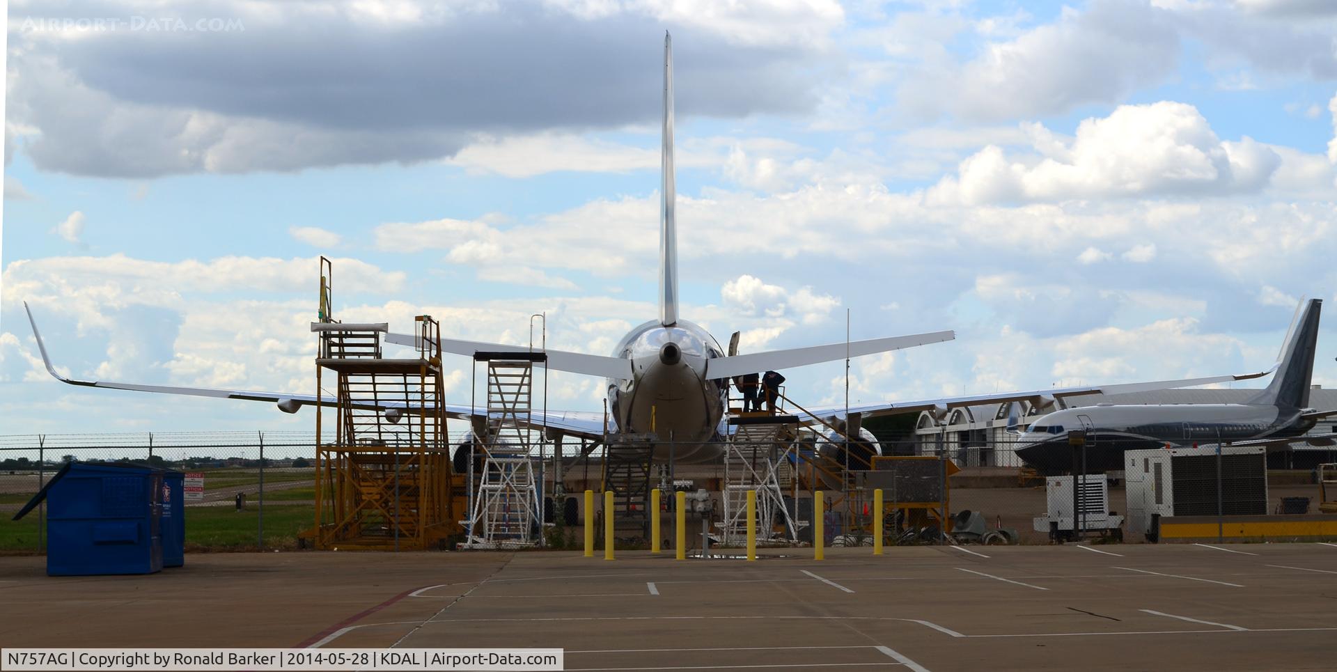 N757AG, 2000 Boeing 757-256 C/N 29306, Dallas Love Field