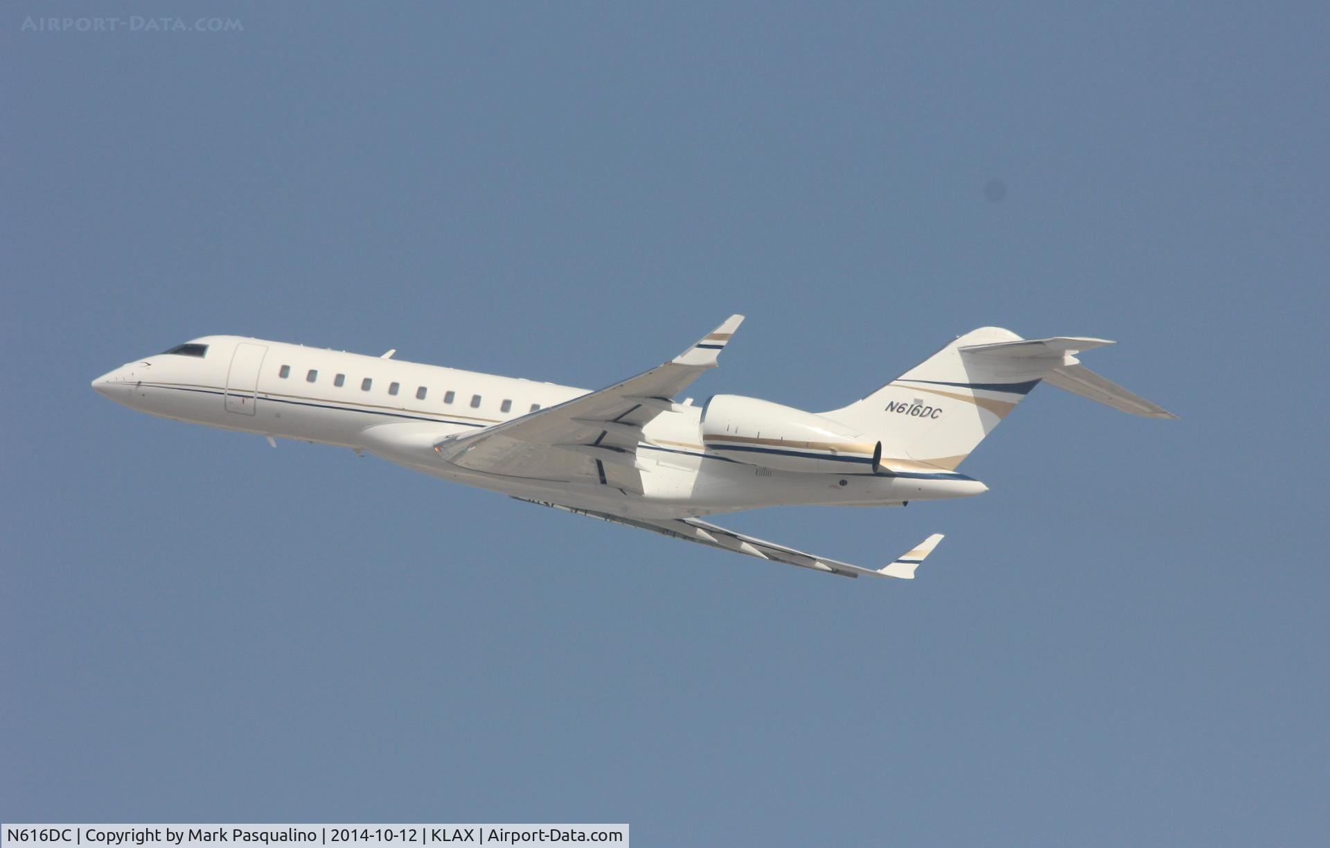 N616DC, 2008 Bombardier BD-700-1A10 Global Express XRS C/N 9296, BD-700-1A10