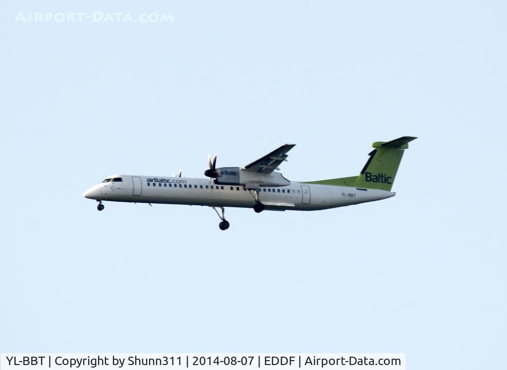 YL-BBT, 2013 De Havilland Canada DHC-8-402 Q400 Dash 8 C/N 4438, Landing rwy 25R