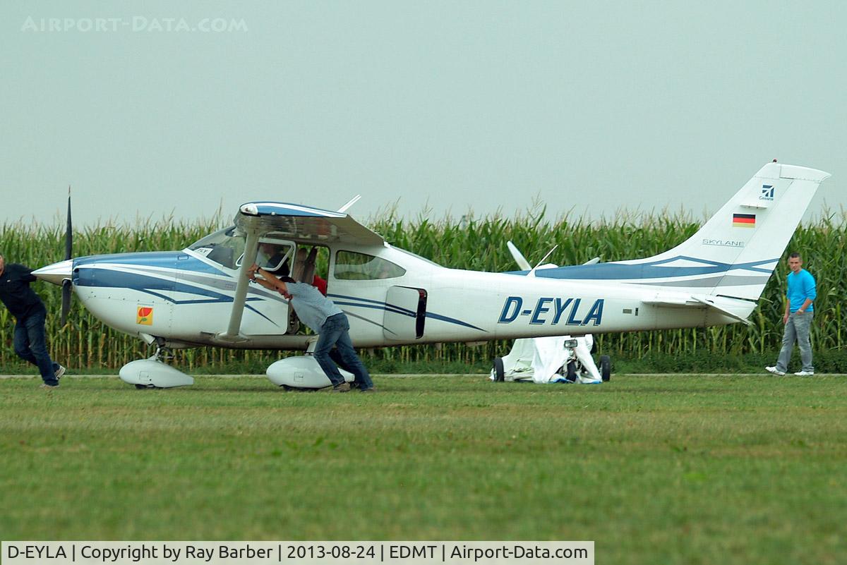 D-EYLA, 2007 Cessna 182T Skylane C/N 182-81920, Cessna 182T Skylane [182-81920] Tannheim~D 24/08/2013