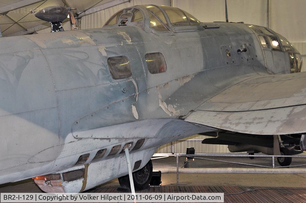 BR2-I-129, CASA 2-111D C/N 123, at Le Bourget