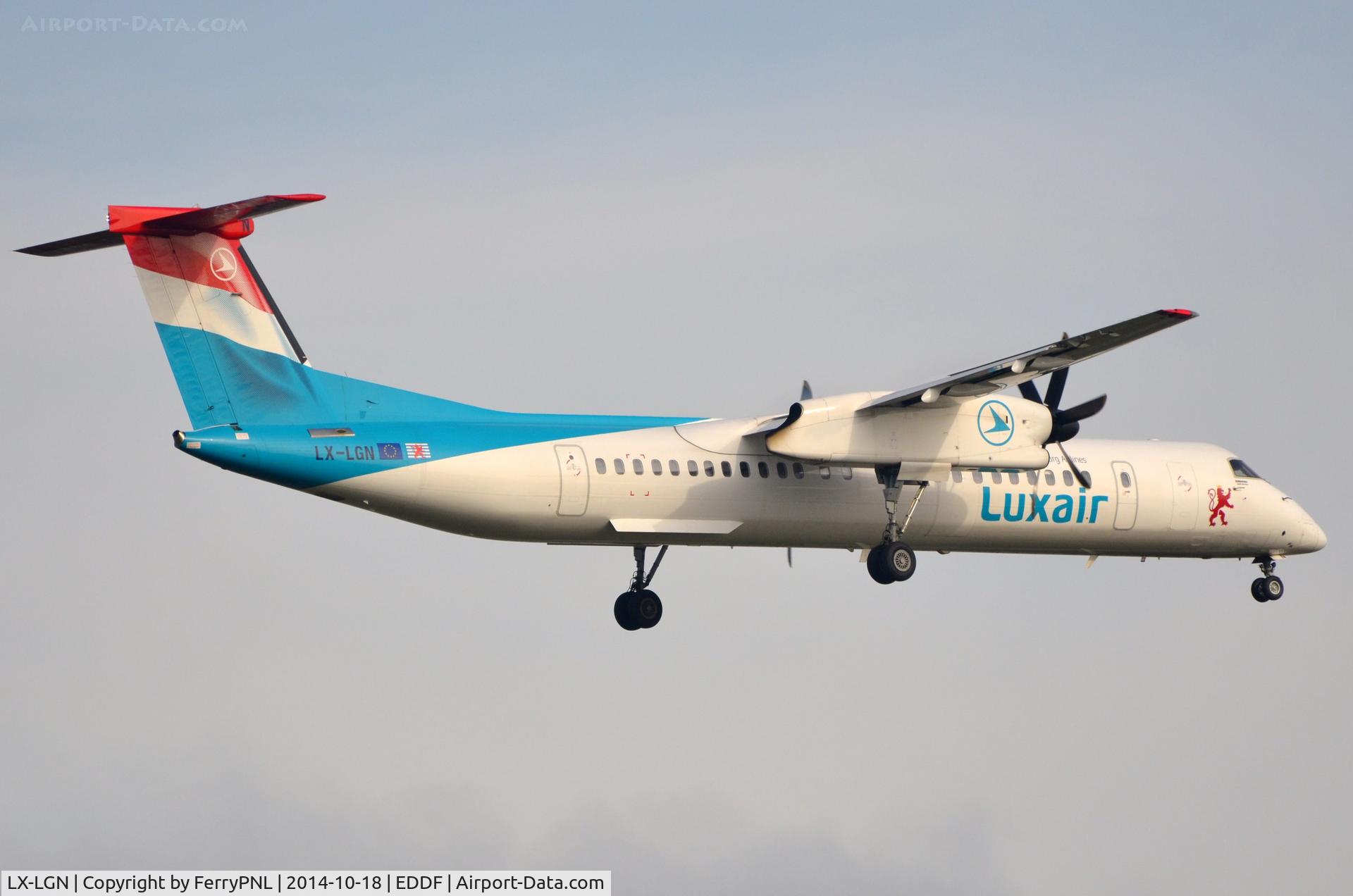 LX-LGN, 2012 De Havilland Canada DHC-8-402Q Dash 8 C/N 4426, Luxair Dash8 landing